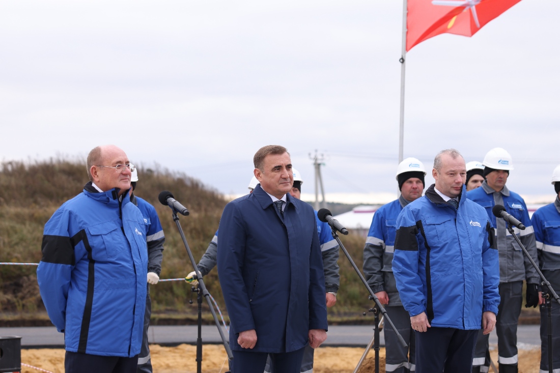 Заместитель Председателя Правления ПАО «Газпром» Виталий Маркелов, Алексей Дюмин и генеральный директор ООО «Газпром энергохолдинг» Денис Федоров
