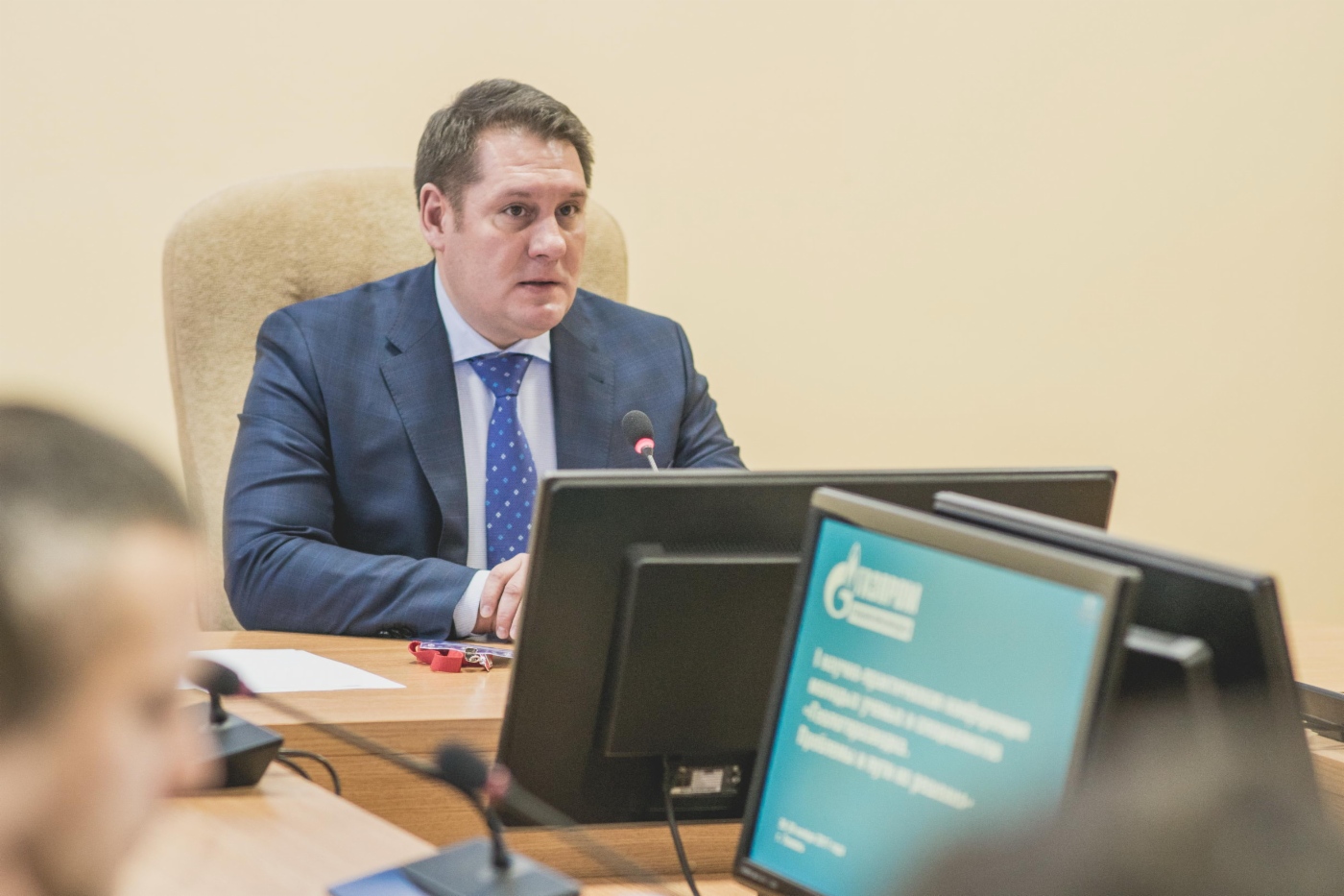 Заместитель генерального директора Владимир Балановский выступил с приветственным словом
