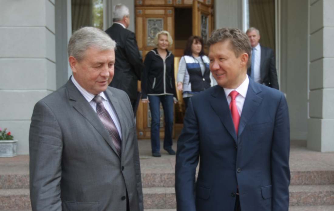 Первый заместитель Премьер-министра Республики Беларусь Владимир Семашко и Алексей Миллер
