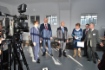 Губернатор амурской области Александр Козлов, начальник отдела по управлению имуществом ООО «Газпром переработка Благовещенск», мэр г. Свободного Роберт Каминский, министр образования и науки Марина Селюч во время осмотра новых мастерских АТК