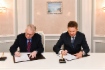 В рамках Петербургского международного экономического форума — 2021 Алексей Миллер и генеральный директор ФГБУК «Государственный Эрмитаж» Михаил Пиотровский подписали Соглашение о намерениях
