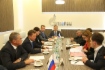 В рамках IV Петербургского международного газового форума состоялась рабочая встреча Алексея Миллера (слева второй) и Деборы Джорджи (справа)