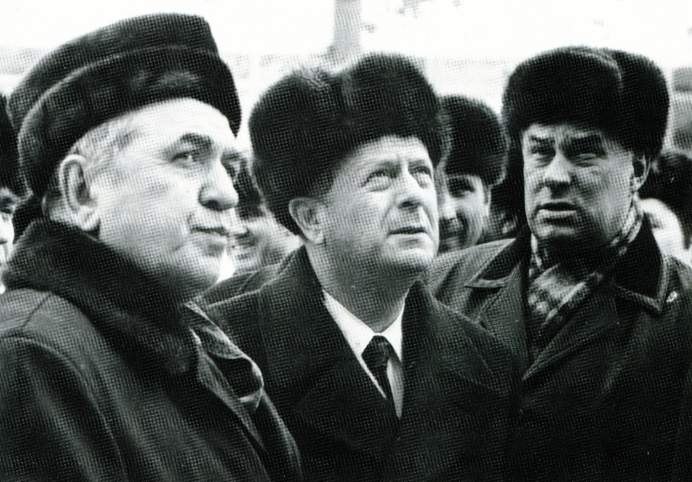С. А. Оруджев, В. Э. Дымшиц и В. И. Ярмуш