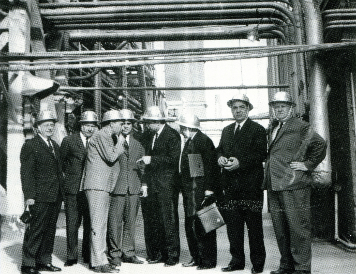 На Нижневартовском газоперерабатывающем заводе. 1970 год.