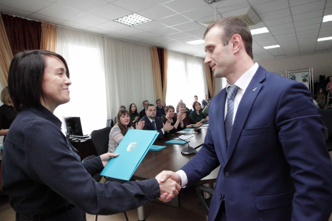 Победители получали награды в торжественной обстановке