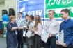 Дипломы участникам слета вручает заместитель начальника Департамента — начальник Управления ПАО «Газпром» Татьяна Токарева