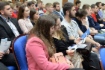 Студенты изучили буклеты с информацией о рабочих профессиях газовой отрасли и вакансиями по производственной практике