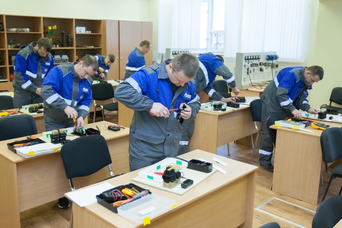 Конкурс «Лучший электромонтер оборудования»