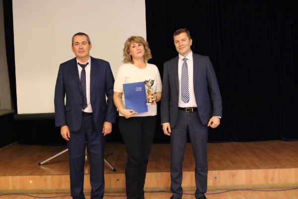 Владимир Морозов, победитель конкурса Лейла Попова и Алексей Васкецов