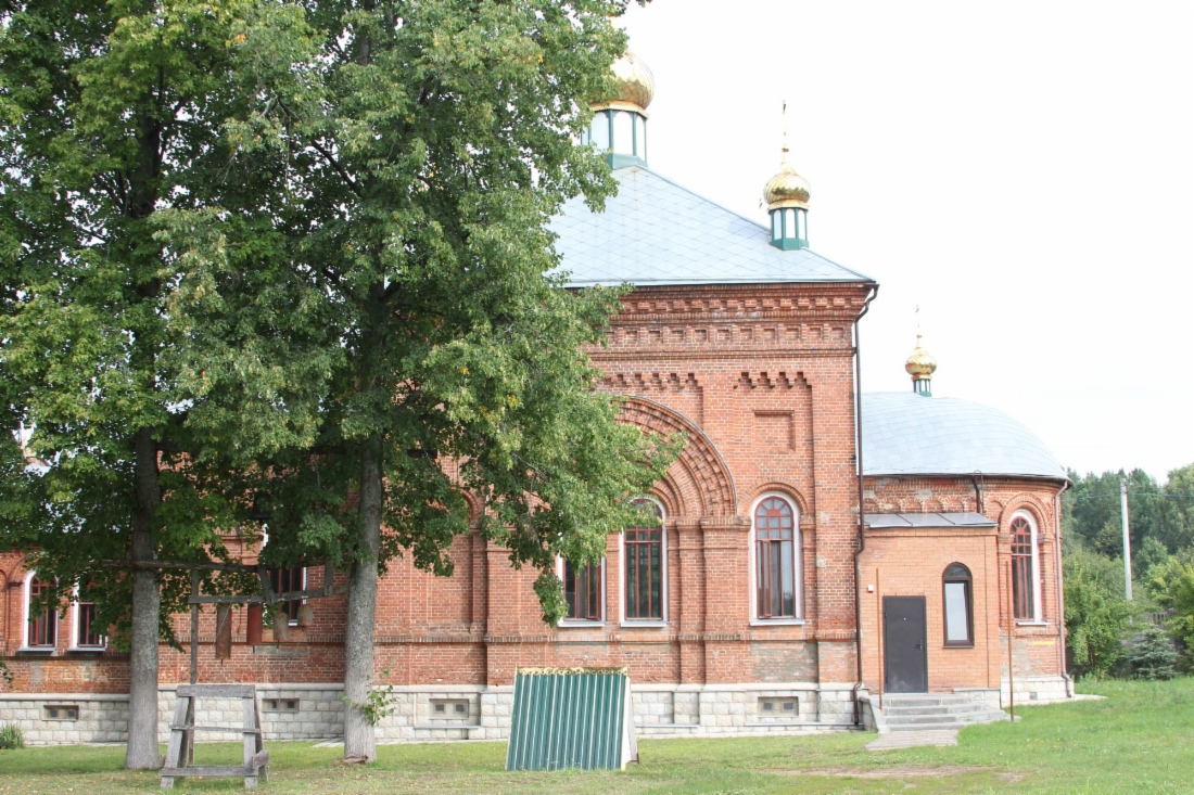 Храм в поселке Климово, Брянская область