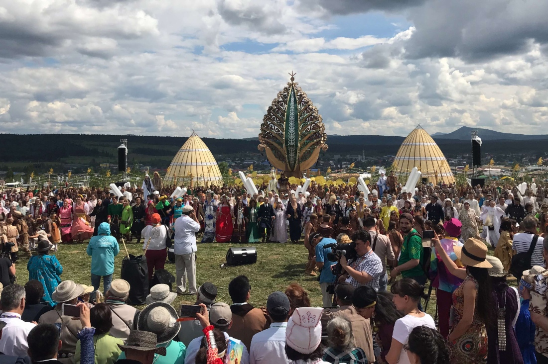 Церемония открытия Ысыах Олонхо