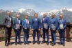 Генеральный директор ООО «Газпром трансгаз Ухта» Александр Гайворонский (в центре) и руководители филиалов-победителей