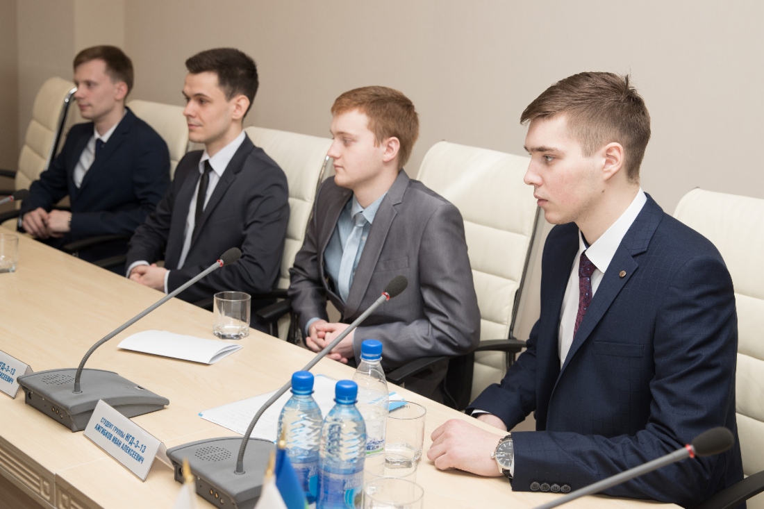Выпускники УГТУ в ожидании защиты своих проектов