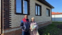 Супруги Овчаренко подключили к газу новый дом