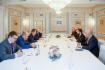 Во время рабочей встречи