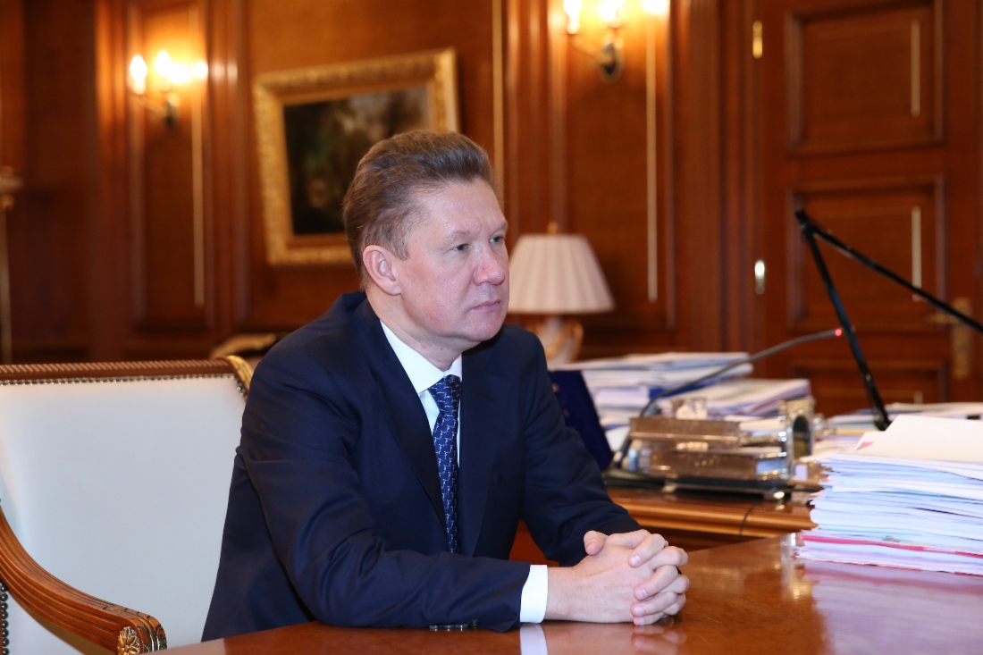 Алексей Миллер во время рабочей встречи с Рустэмом Хамитовым