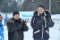 Спортсменов приветствуют Сергей Сусликов (справа) и Владимир Левашов