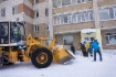 Работники админинстрации ООО «Газпром трансгаз Ухта» очистили от снега территории прилегающие к помещениям Центра юных техников Ухты