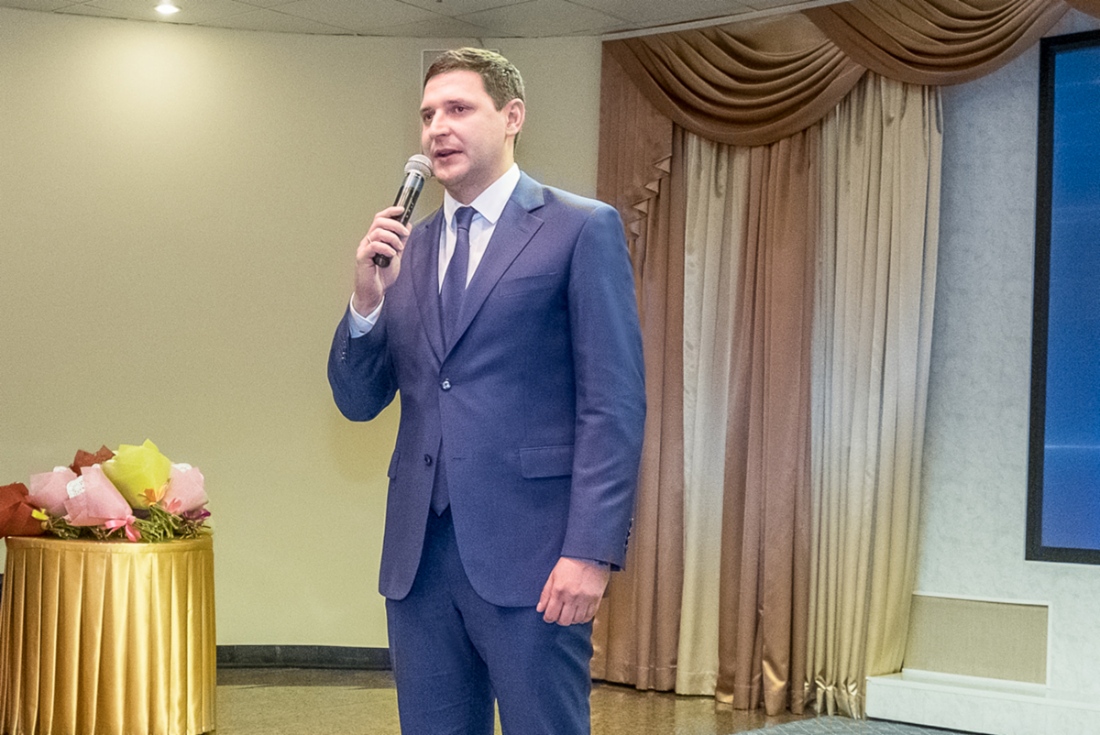Заместитель генерального директора по управлению персоналом ООО «Газпром добыча Уренгой» Андрей Геннадьевич Чубукин