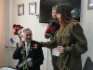 Председатель Совета ветеранов Анатолий Алешкин принимает поздравления