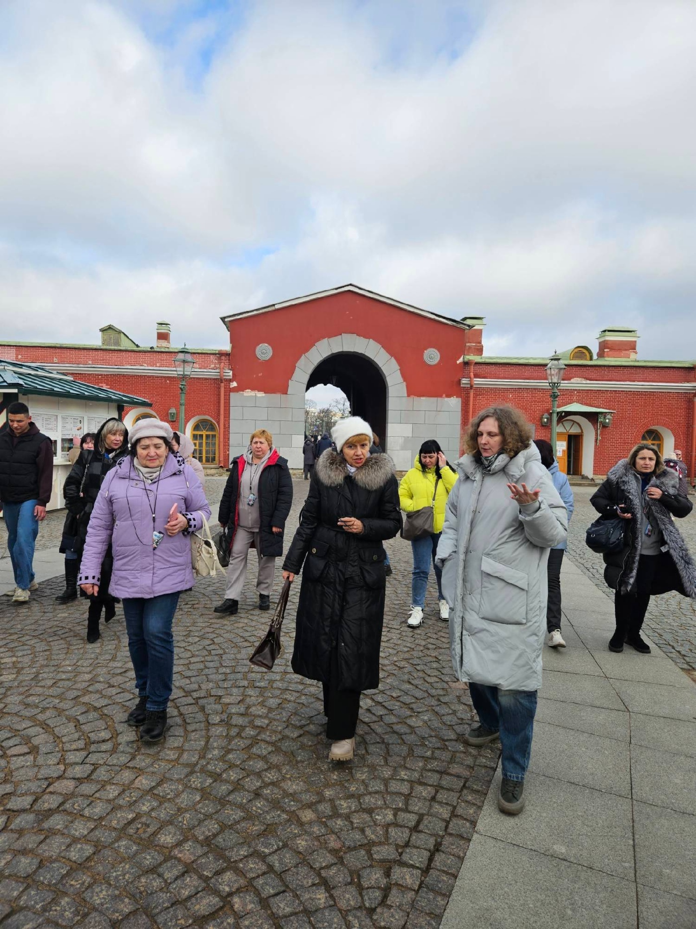 Экскурсионная поездка для учителей из ЛНР в г. Санкт-Петербург
