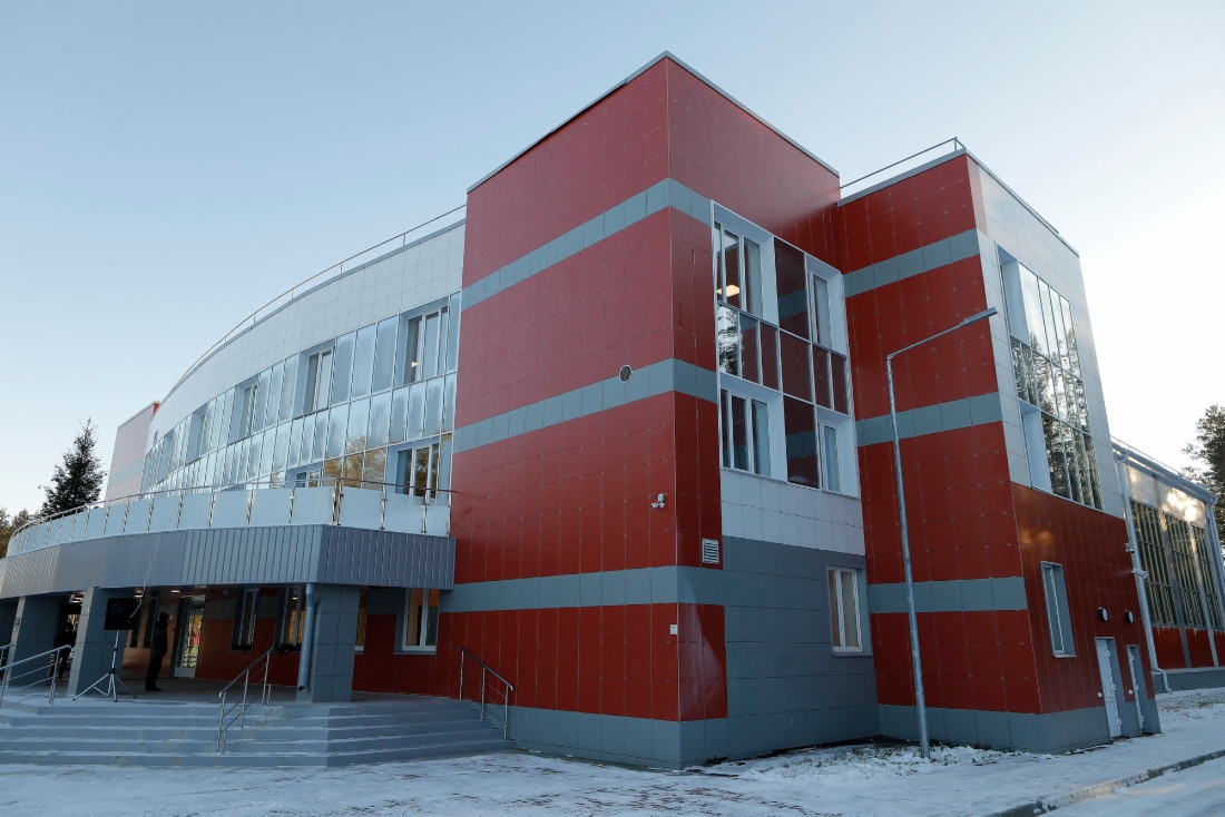 Физкультурно-оздоровительный комплекс построен в рамках Соглашения о сотрудничестве между ПАО «Газпром» и Правительством Вологодской области