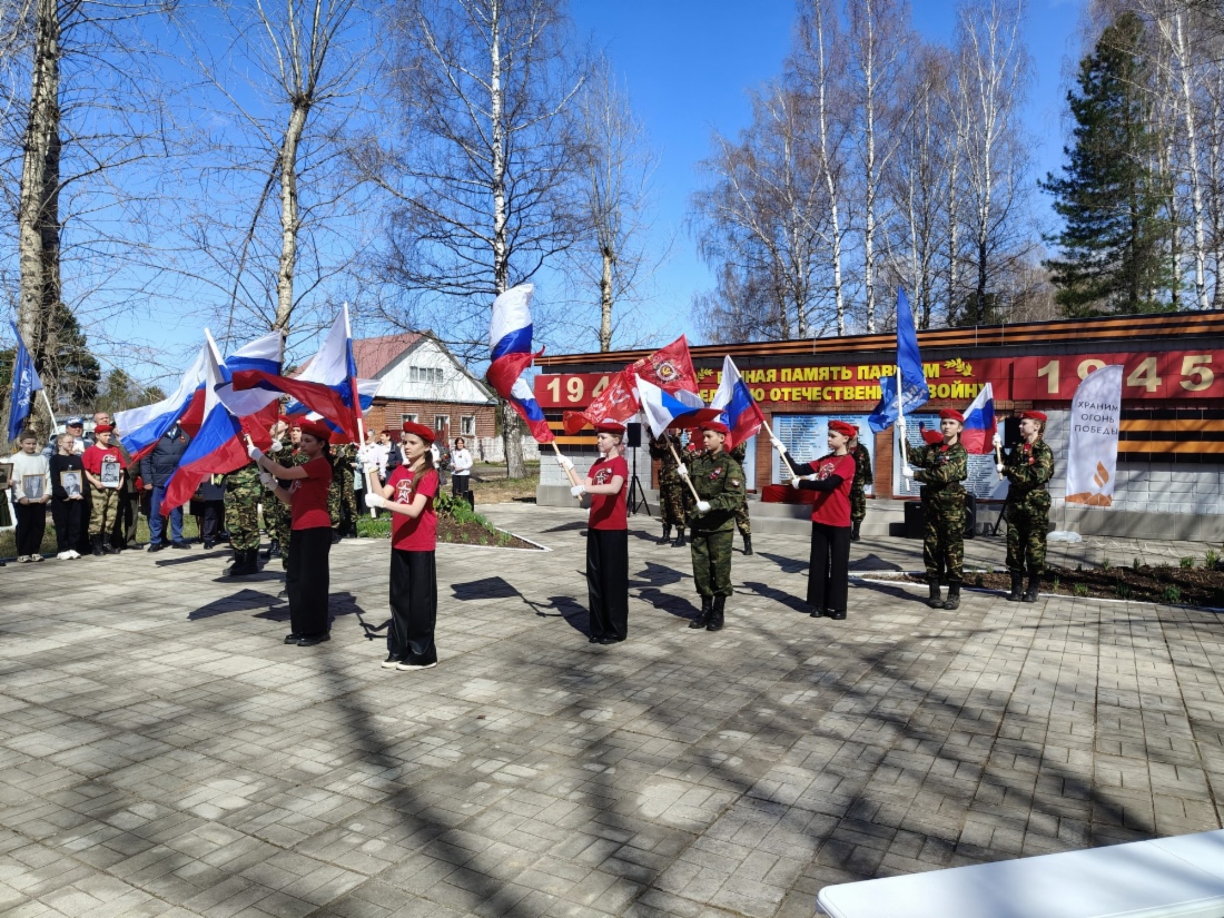 Участники мероприятия в селе Родники