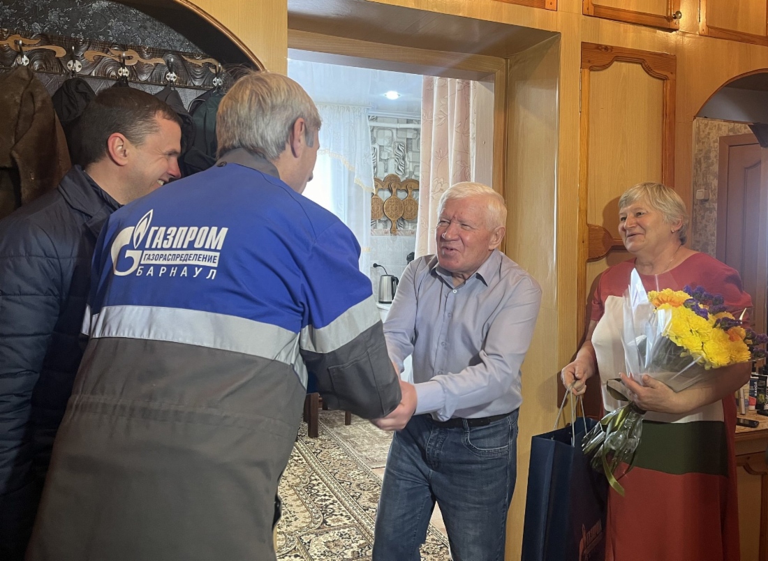 Поздравление новых абонентов в пос. Гордеевский Троицкого района Алтайского края
