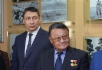 Исполнительный директор компании «Газопровод Союз Восток» Евгений Асеев и первый космонавт Монголии Жугдэрдэмидийн Гуррагча на открытии обновленной экспозиции музея