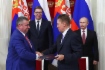 В присутствии Президента Российской Федерации Владимира Путина (на заднем плане справа) и Президента Республики Сербии Александра Вучича (на заднем плане слева) Алексей Миллер (справа) и Генеральный директор ГП «Сербиягаз», член Наблюдательного совета АО «Югоросгаз» Душан Баятович (слева) подписали Дополнение к долгосрочному контракту между ООО «Газпром экспорт» и АО «Югоросгаз» на поставку российского газа в Сербию. Фото Вячеслава Прокофьева, «ТАСС»
