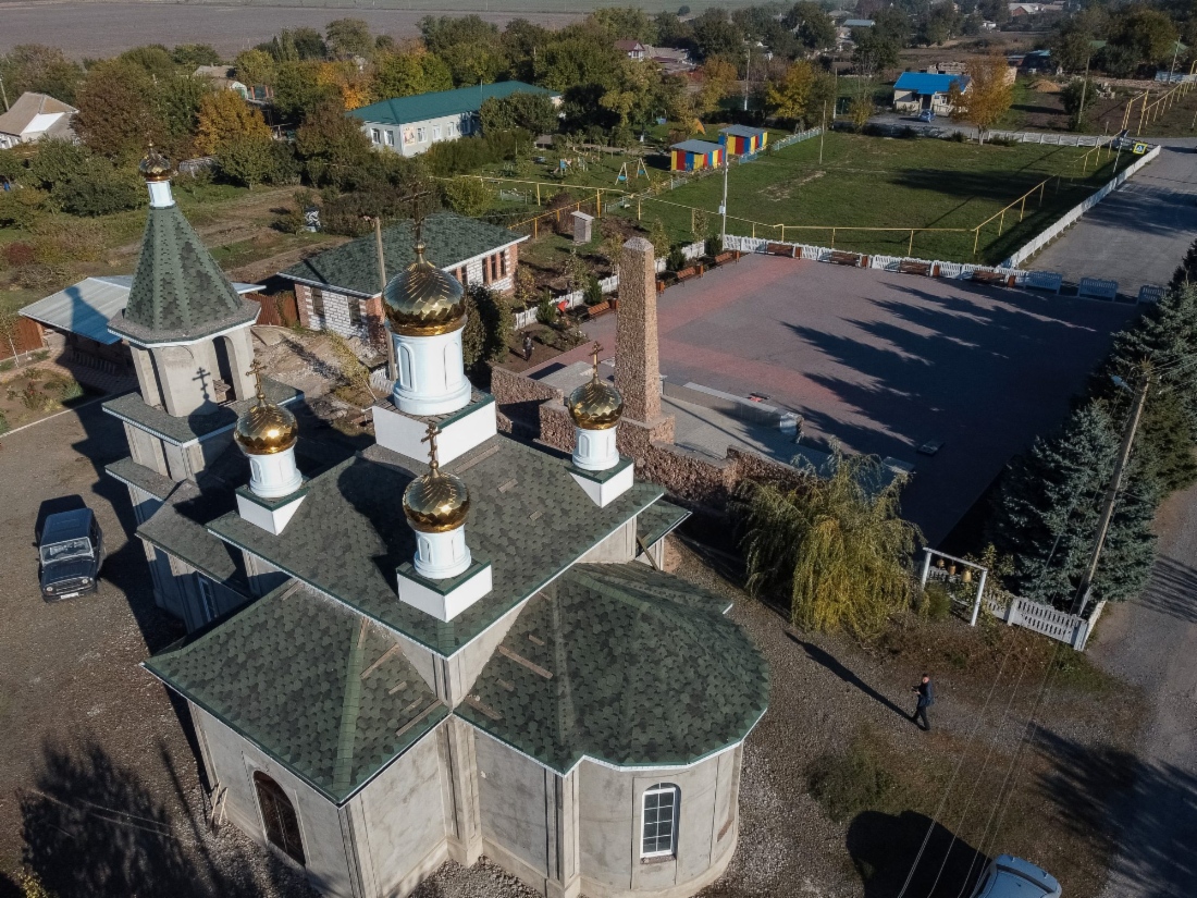 Территория Николаевского храма станет местом отдыха для жителей села Весело-Вознесенка Ростовской области