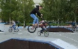 Скейтбордисты, роллеры и бмиксиры (BMX — специальный велосипед для трюков) теперь смогут оттачивать мастерство на площадке для экстремальных видов спорта, расположенной у спорткомплекса «Юбилейный»