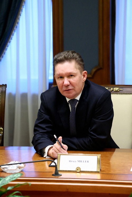 Алексей Миллер во время встречи с Главным исполнительным и управляющим директором Japan Bank for International Cooperation Тадаси Маэдой 