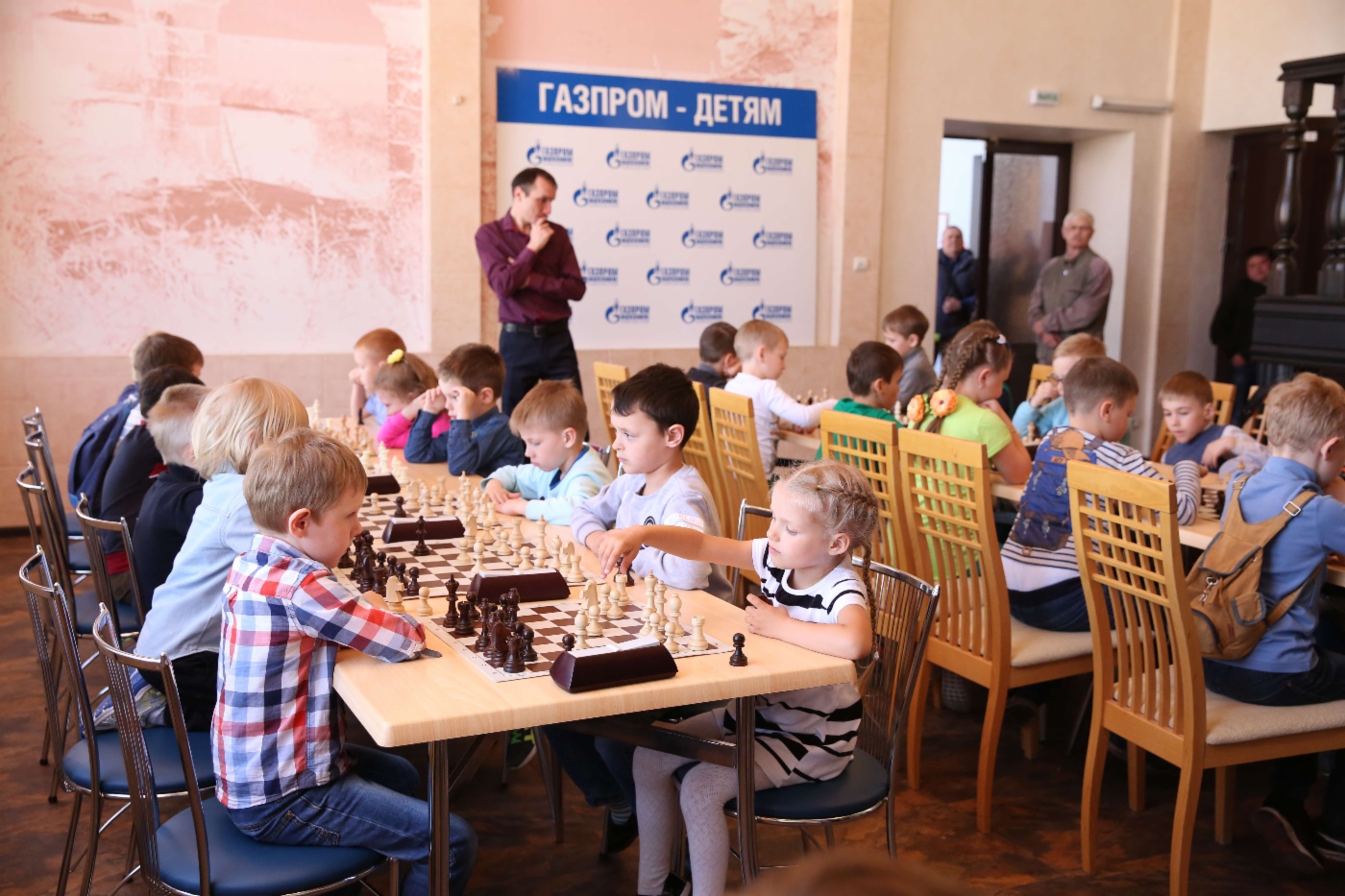 Первые ходы, первые жертвы фигур