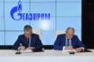 В рамках VII Петербургского международного газового форума Исполнительный директор Ассоциации строительных организаций газовой отрасли Владимир Хурцилава и Виталий Маркелов подписали Соглашение о взаимодействии в рамках Системы добровольной сертификации ИНТЕРГАЗСЕРТ