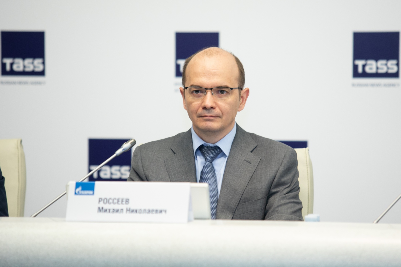 Заместитель главного бухгалтера ПАО «Газпром» Михаил Россеев