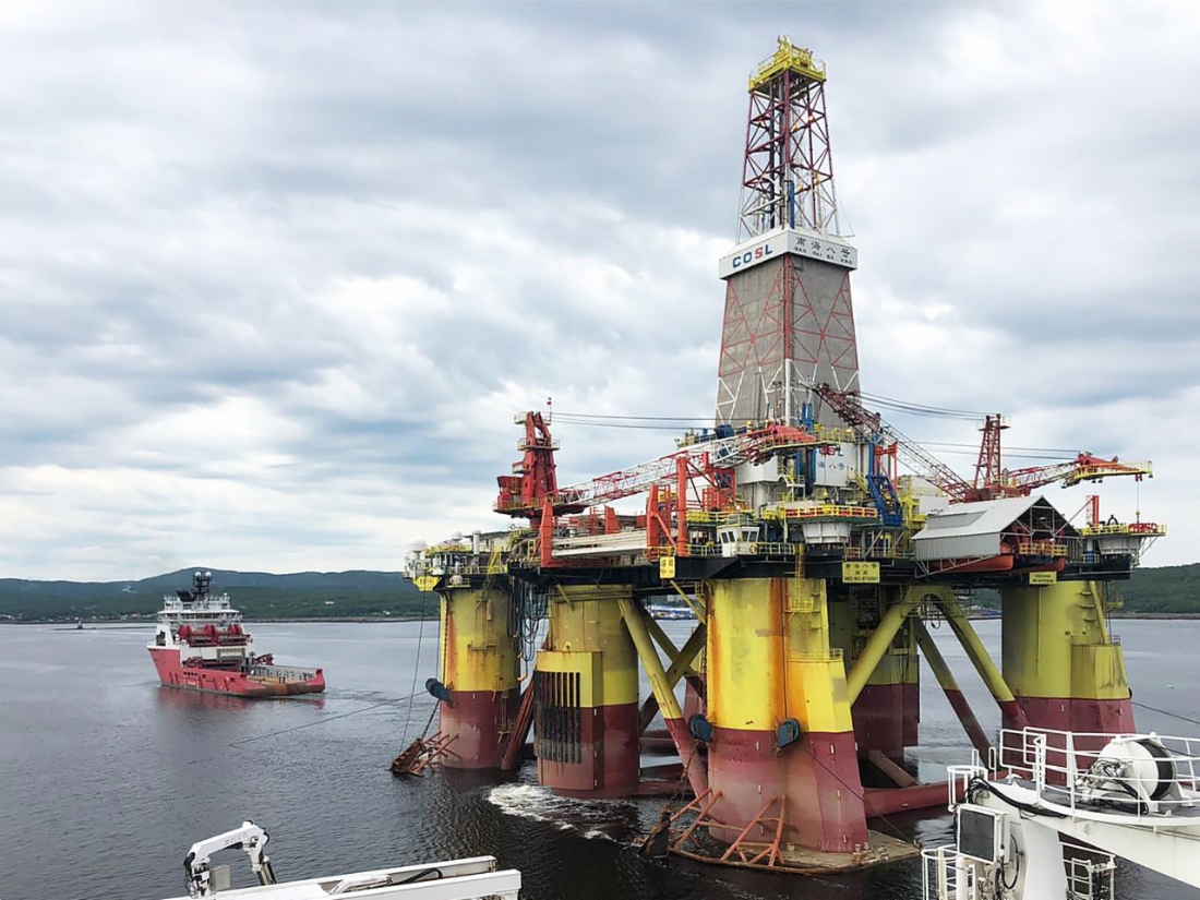 С помощью буровой будет построена очередная скважина на Ленинградском месторождении