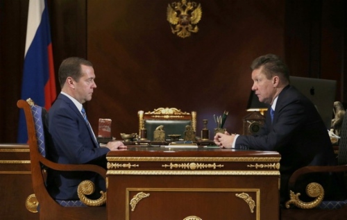 Дмитрий Медведев и Алексей Миллер. Фото сайта Правительства РФ (government.ru)