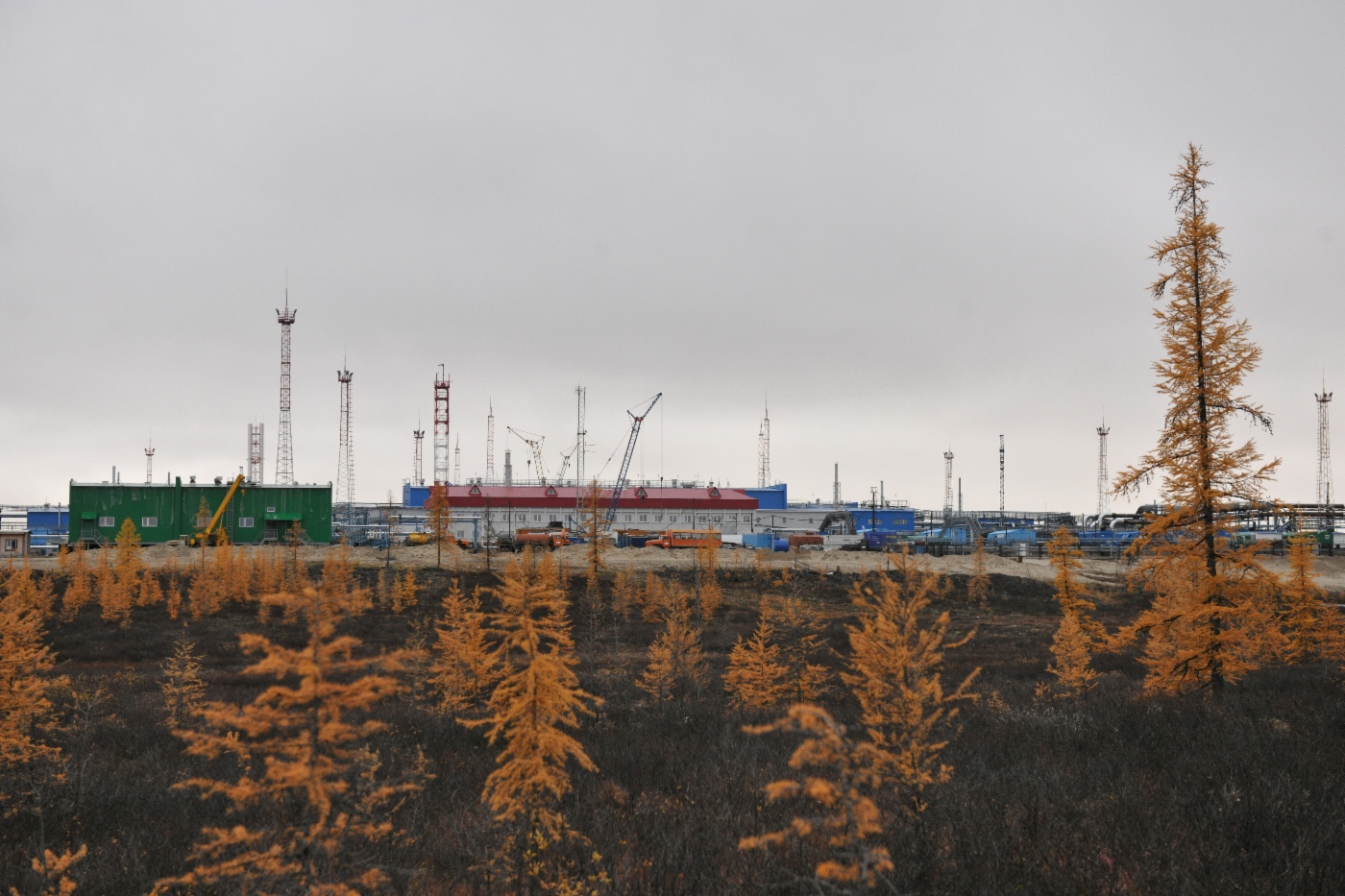 Площадка промысла установки комплексной подготовки газа №2В Заполярного месторождения 