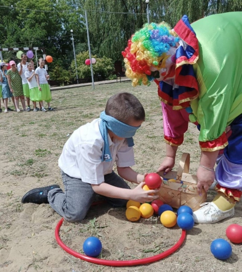 Игры, улыбки и море позитива