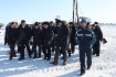 Специалисты «Газпрома» посетили объекты строительства магистрального газопровода «Соболево — Петропавловск-Камчатский», а также объекты бурения и обустройства Кшукского и Нижне-Квакчикского месторождений (в центре — Александр Ананенков)