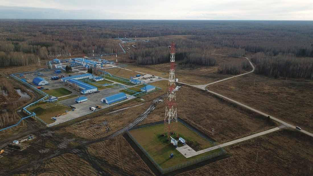 Магистральный газопровод НГПЗ — Парабель — Кузбасс обеспечивает транспортировку газа потребителям Томской, Кемеровской, Новосибирской, Омской областей, Алтайского края и Республики Алтай