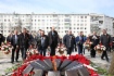 Возложение цветов к Вечному огню