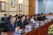 Председатель Совета директоров Petrovietnam Фунг Динь Тхык (второй слева) во время переговоров с Алексеем Миллером