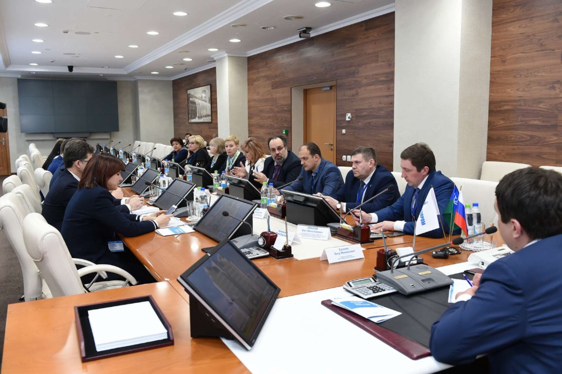 На встрече руководства компании и представителей высших и средних специальных учебных заведений обсудили проблемы подготовки квалифицированных кадров