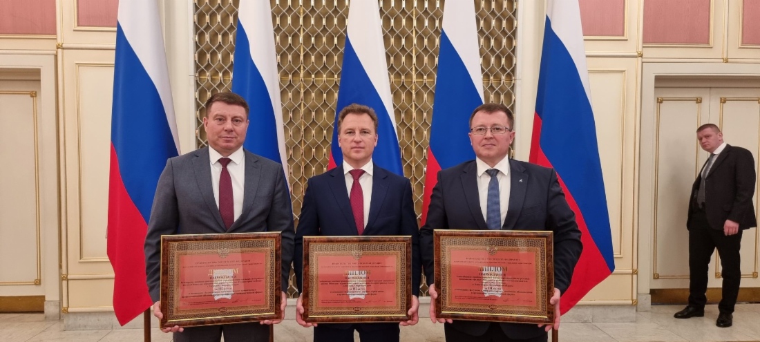 Генеральный директор «Газпром трансгаз Томск» Владислав Бородин, начальник Хабаровского ЛПУМГ Юрий Михайлин, начальник Новосибирского ЛПУМГ Михаил Клюкин
