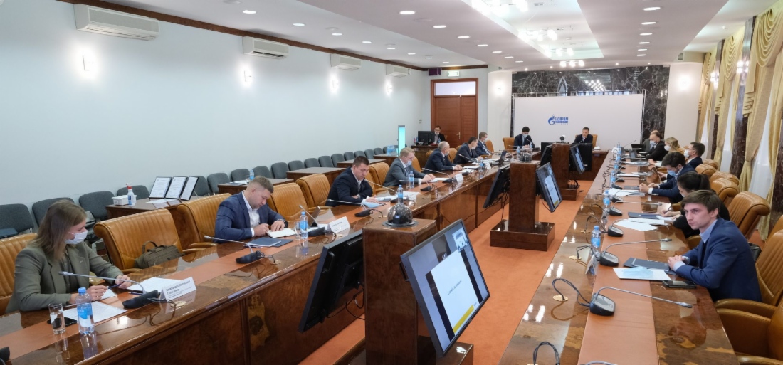 Участники выездного совещания представили доклады по теме геомеханического моделирования и проведения гидроразрыва пласта на примере ачимовских отложений Уренгойского НГКМ