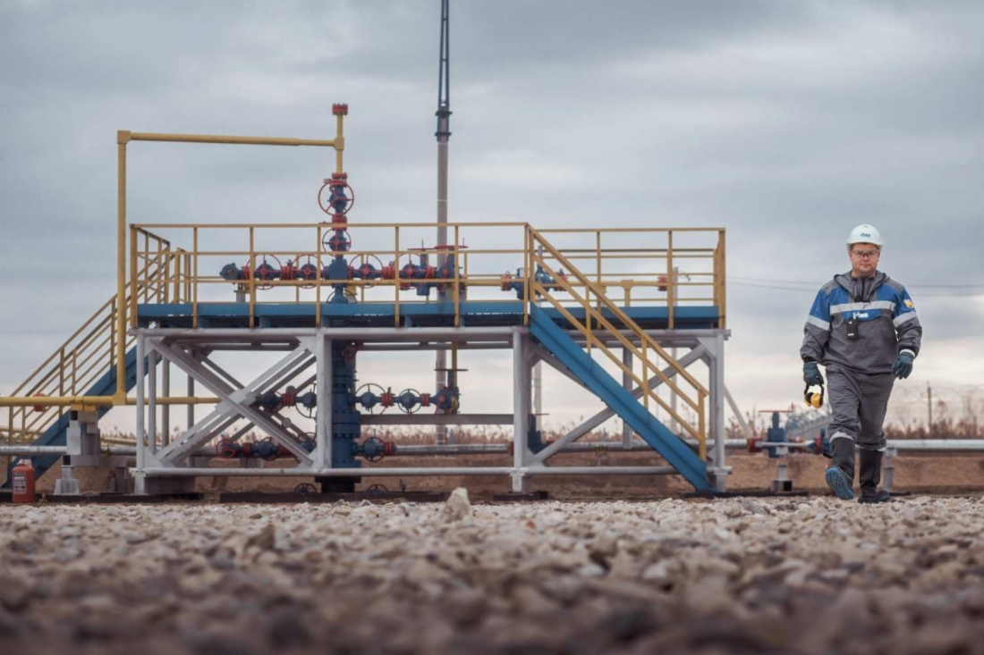 9-я Песчаная подключена к «Установке подготовки газа — 500» и входит в зону производственной ответственности Каневского газопромыслового управления