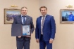 И. о. начальника Управления связи Игорь Леонидович Трофимов получил награду за 2 место в конкурсе «Лучший филиал»