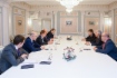 Во время рабочей встречи